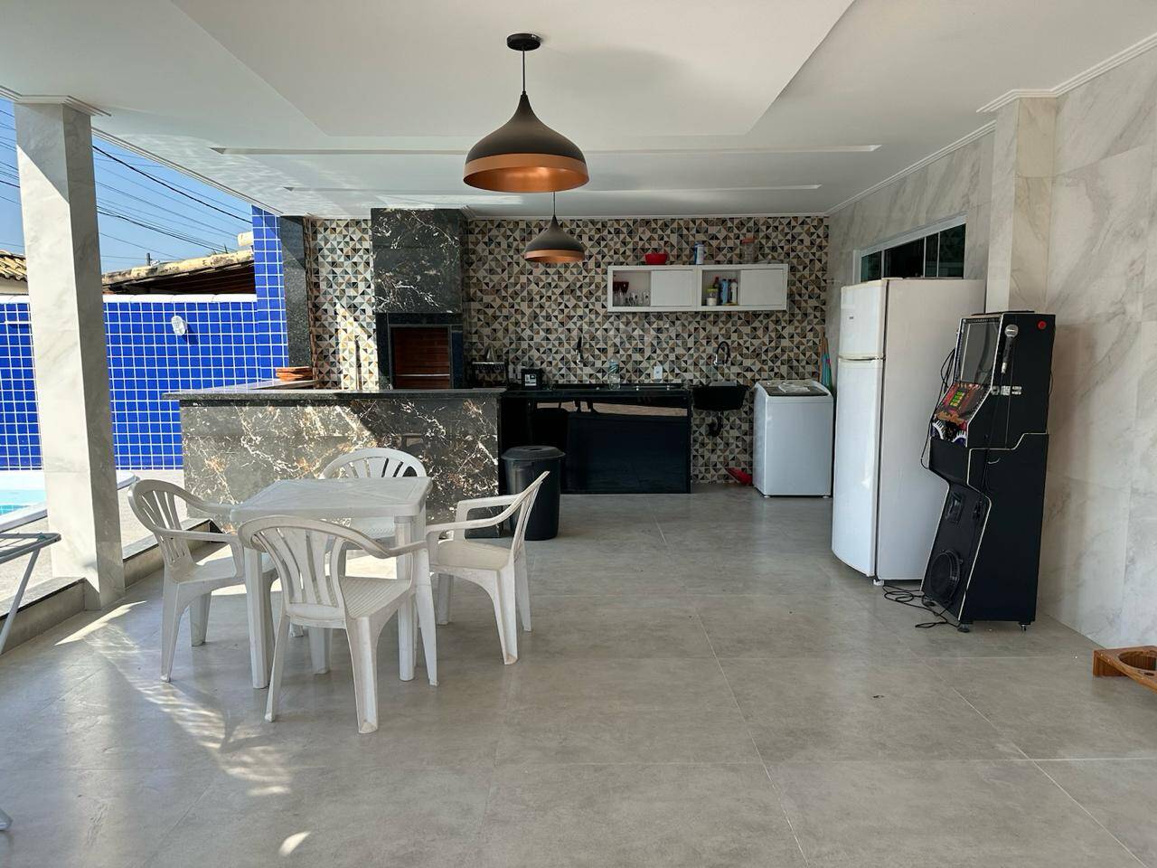 Casa para alugar com 2 quartos, 315m² - Foto 3