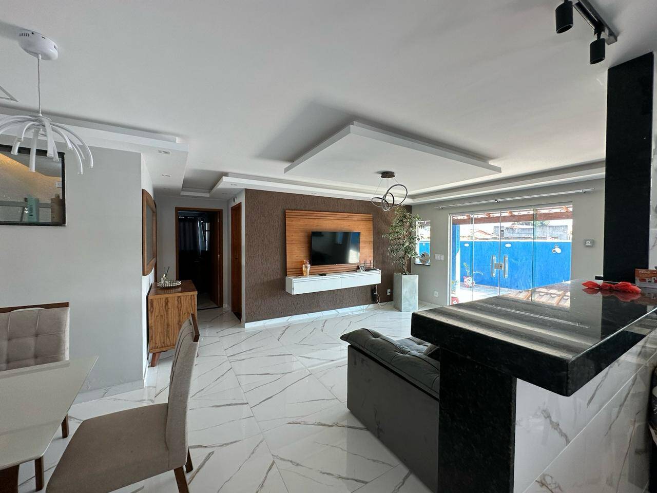 Casa para alugar com 2 quartos, 315m² - Foto 10