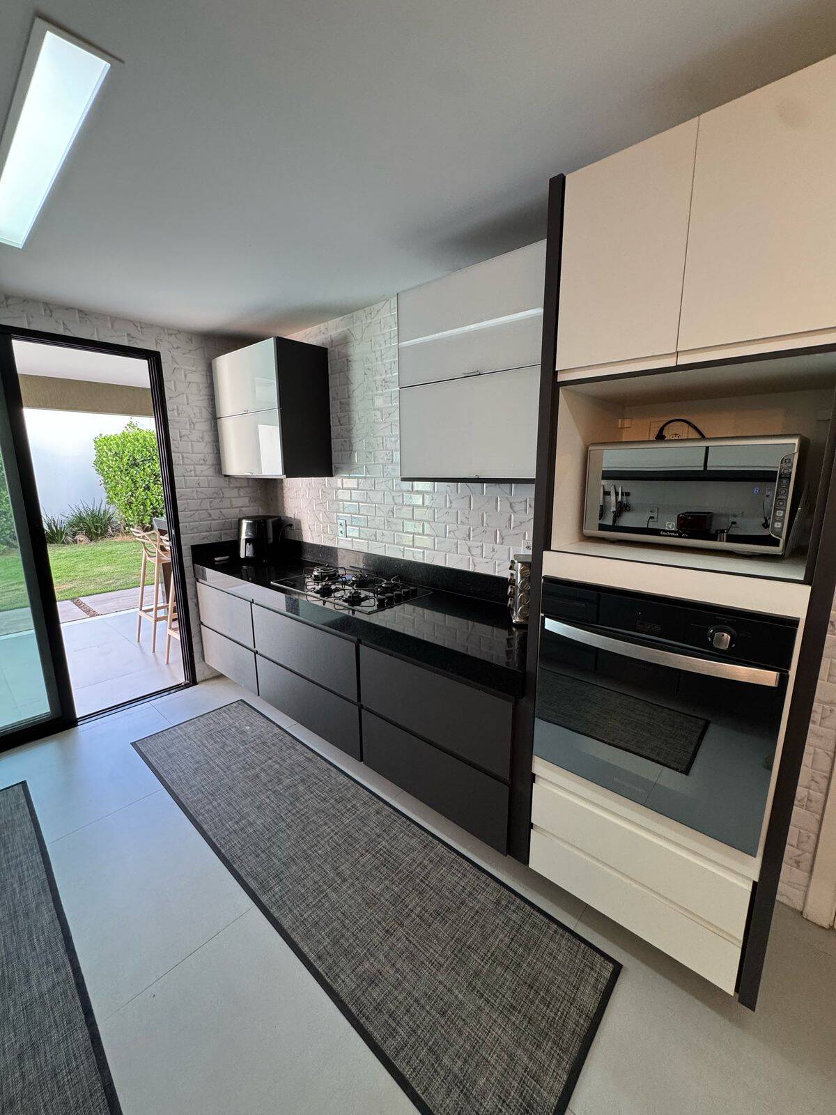 Casa à venda com 4 quartos, 326m² - Foto 7
