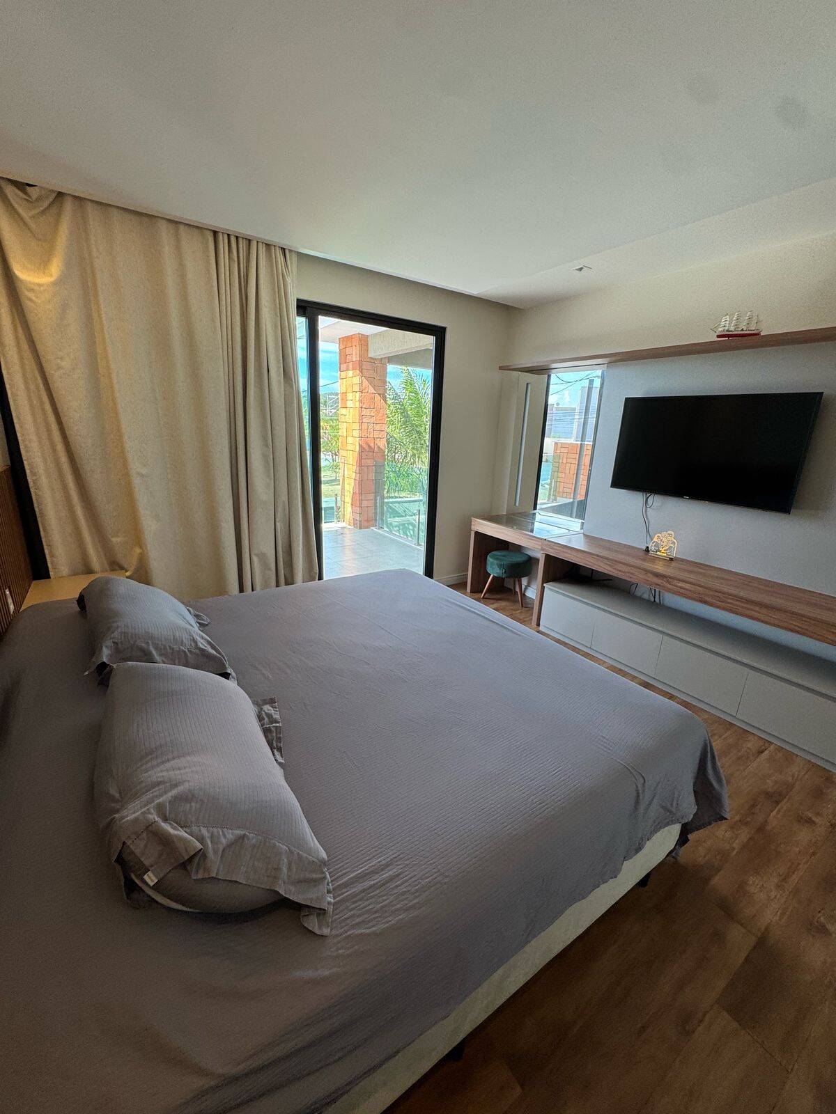 Casa à venda com 4 quartos, 326m² - Foto 15