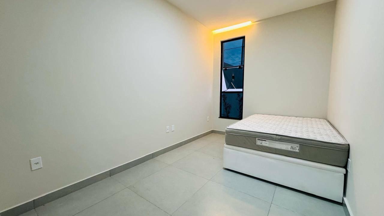 Casa à venda com 2 quartos, 60m² - Foto 7