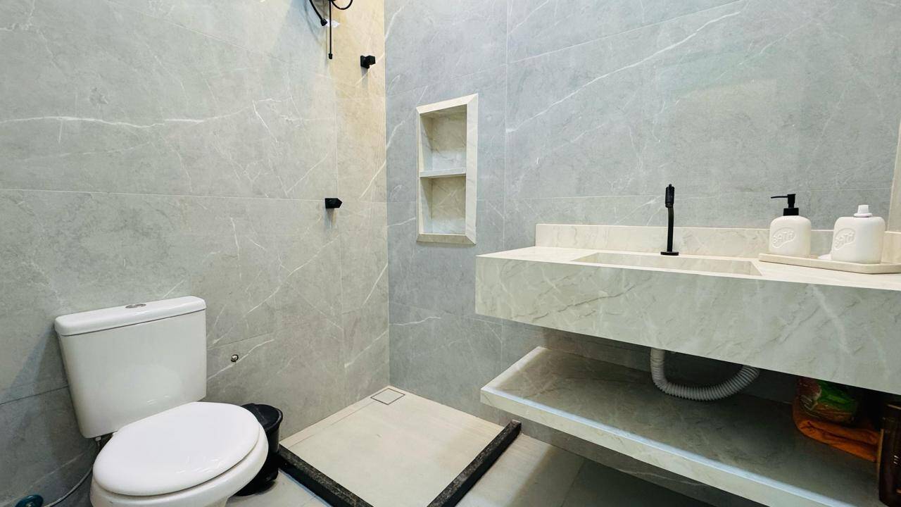 Casa à venda com 2 quartos, 60m² - Foto 10