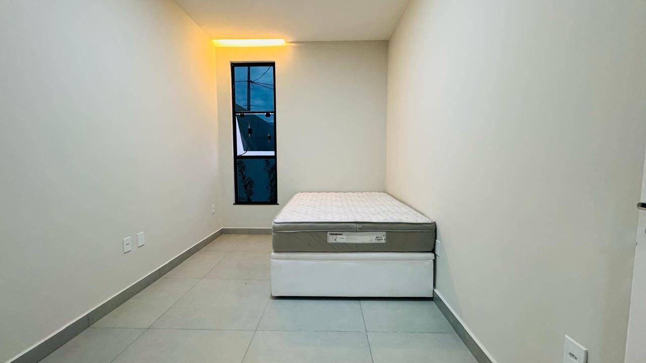 Casa à venda com 2 quartos, 60m² - Foto 8