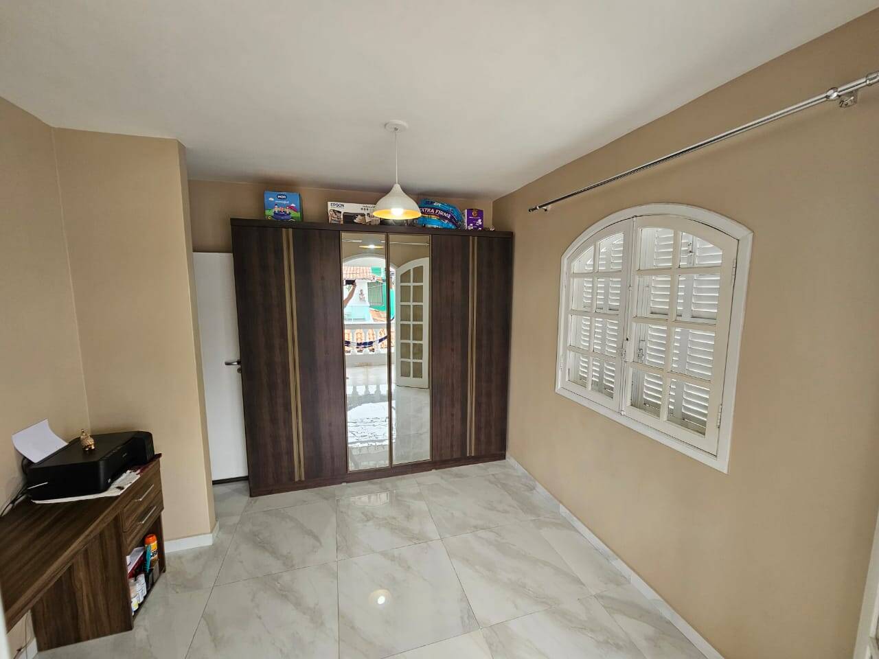 Casa à venda com 3 quartos, 76m² - Foto 4