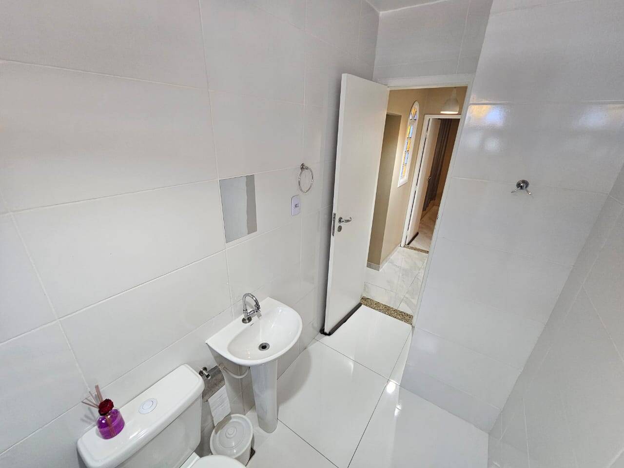 Casa à venda com 3 quartos, 76m² - Foto 10