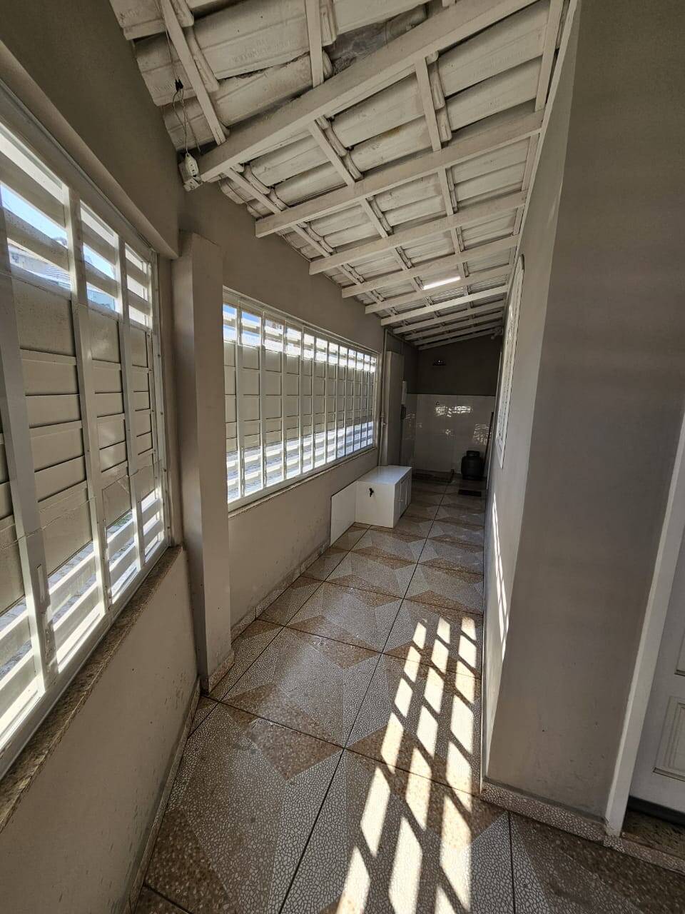 Casa à venda com 3 quartos, 76m² - Foto 20