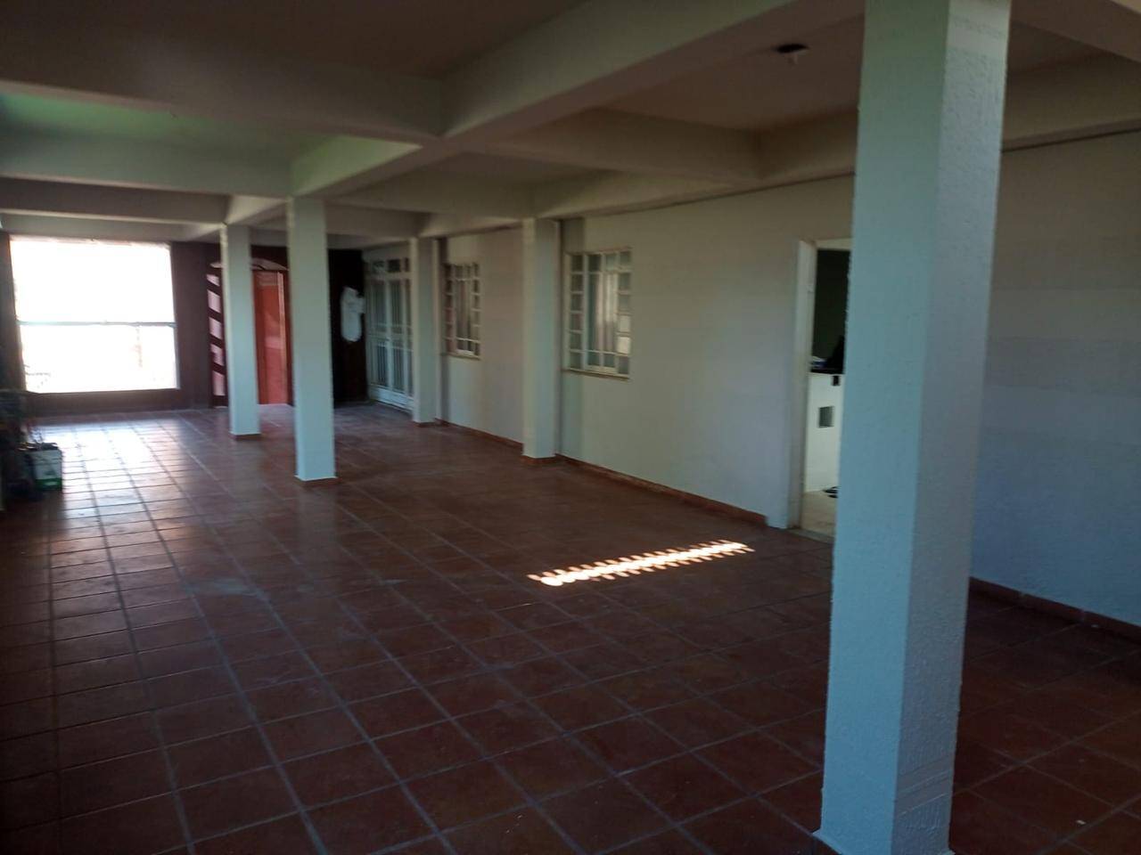 Casa para alugar com 4 quartos, 515m² - Foto 33