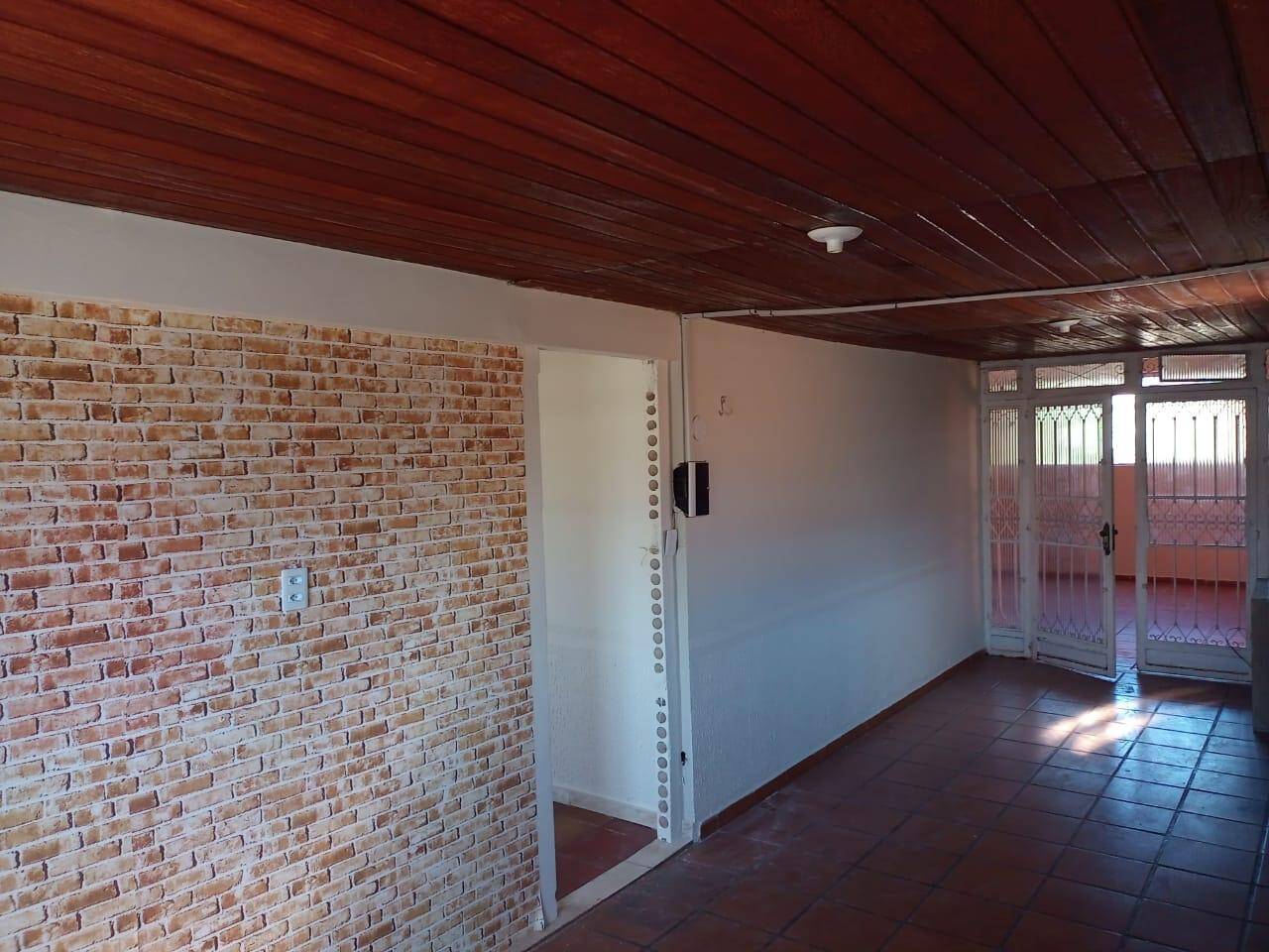 Casa para alugar com 4 quartos, 515m² - Foto 39