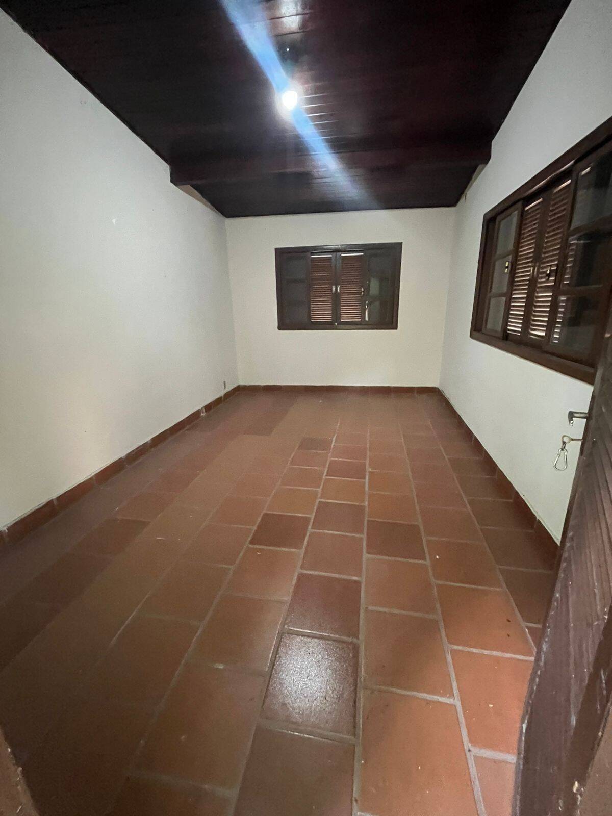 Casa à venda e aluguel com 3 quartos, 470m² - Foto 6