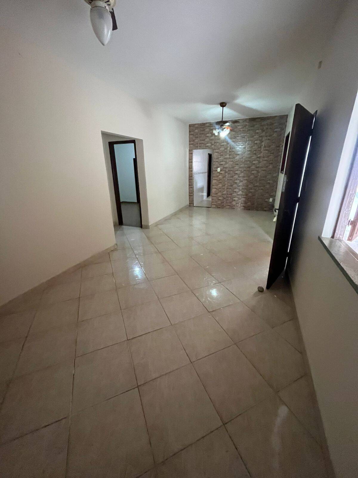 Casa à venda e aluguel com 3 quartos, 470m² - Foto 11