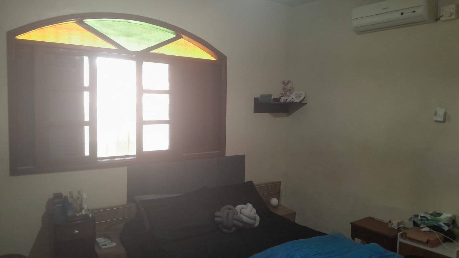 Casa à venda com 3 quartos, 100m² - Foto 3