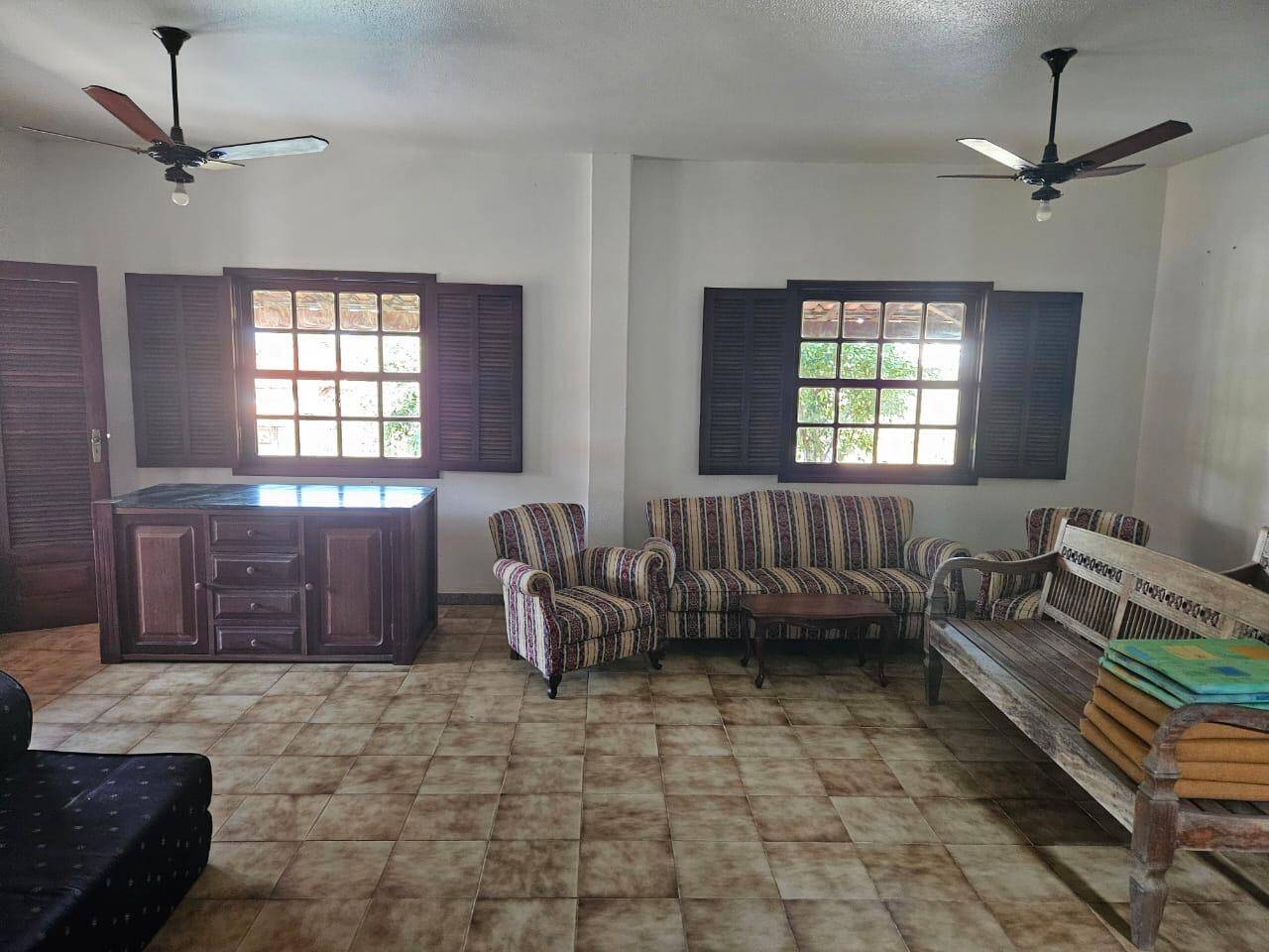 Casa à venda com 4 quartos, 270m² - Foto 8
