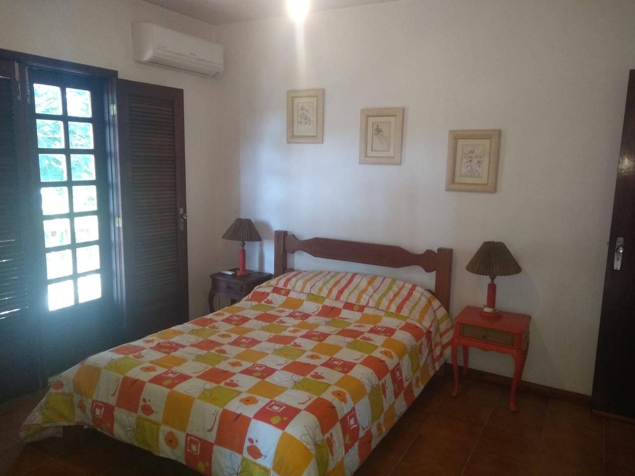 Casa à venda com 4 quartos, 270m² - Foto 11