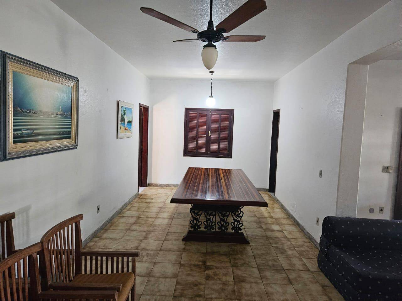 Casa à venda com 4 quartos, 270m² - Foto 13