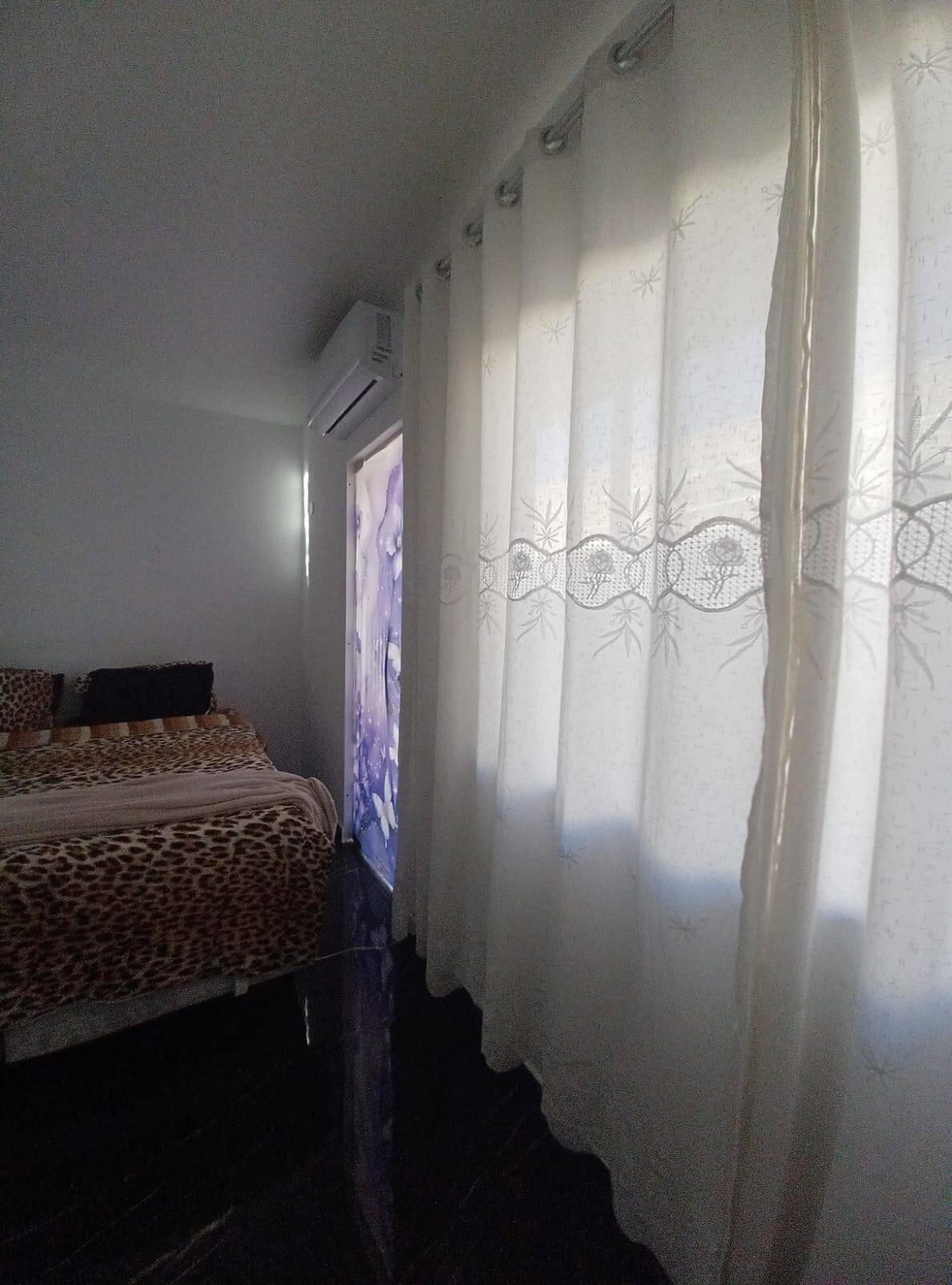 Casa à venda com 2 quartos, 79125m² - Foto 3