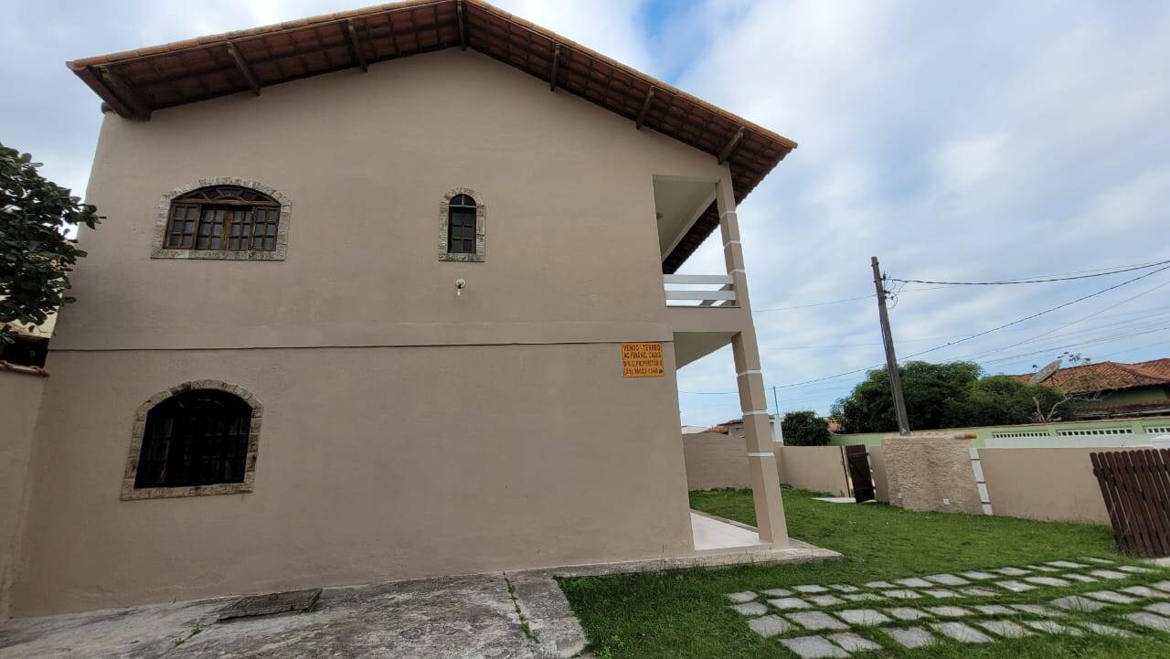 Casa à venda com 2 quartos, 70m² - Foto 5