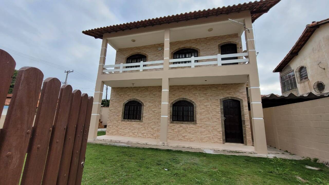 Casa à venda com 2 quartos, 70m² - Foto 7