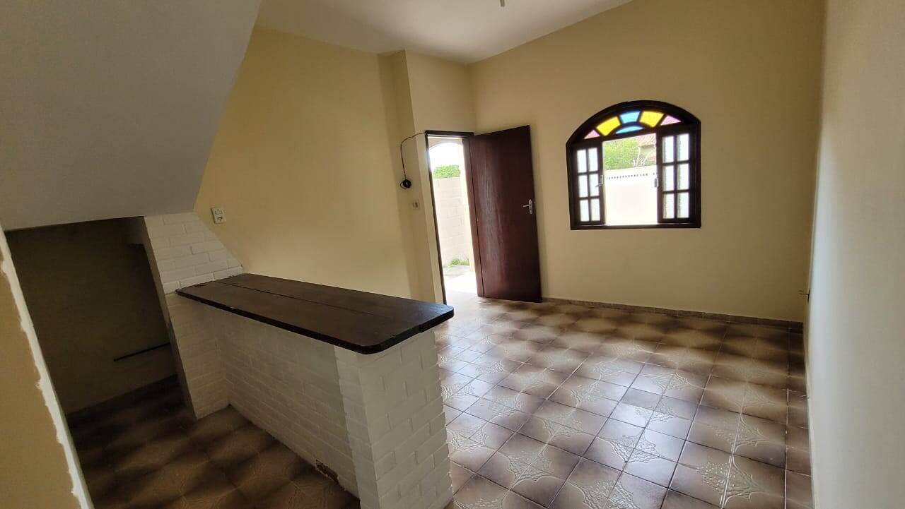 Casa à venda com 2 quartos, 70m² - Foto 13