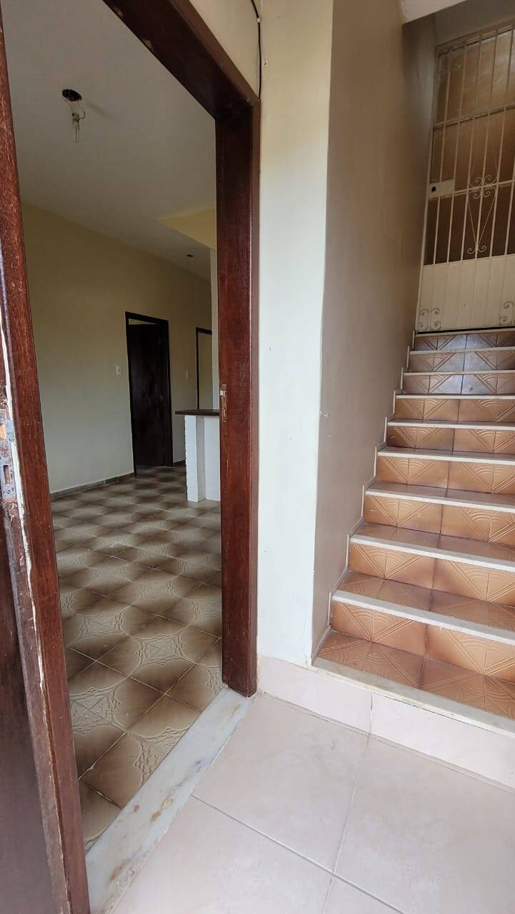 Casa à venda com 2 quartos, 70m² - Foto 14