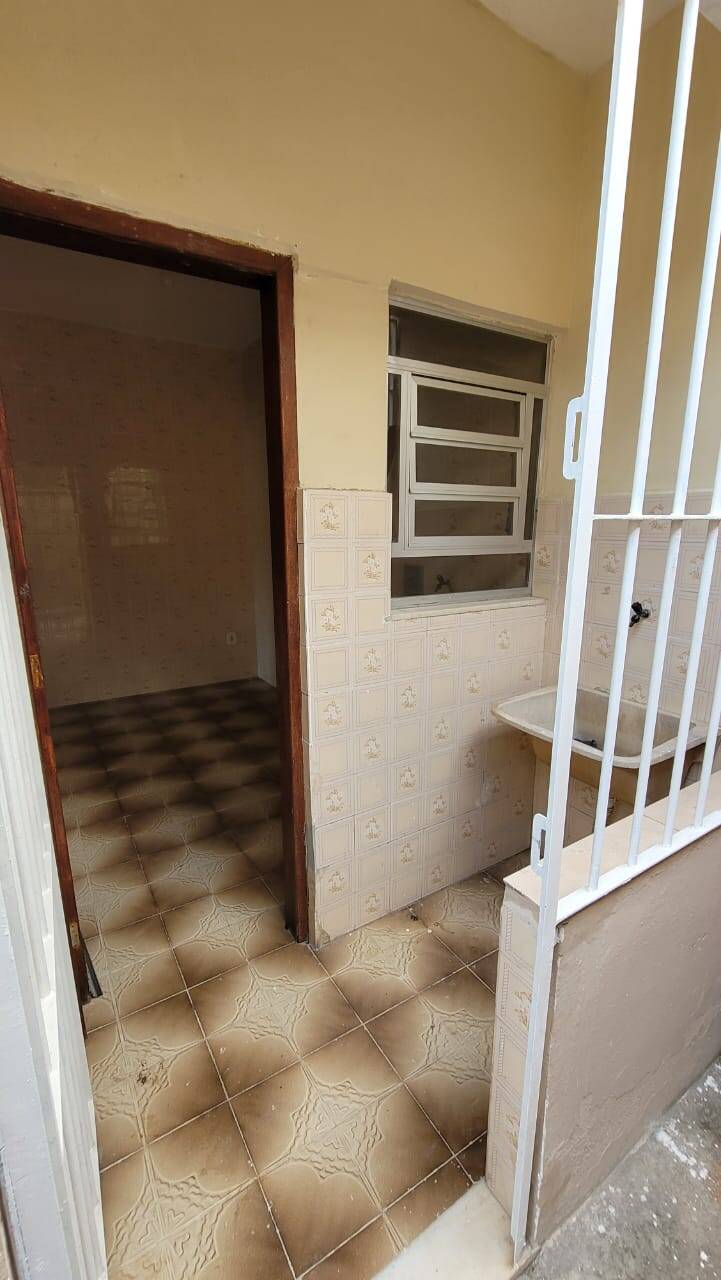 Casa à venda com 2 quartos, 70m² - Foto 22