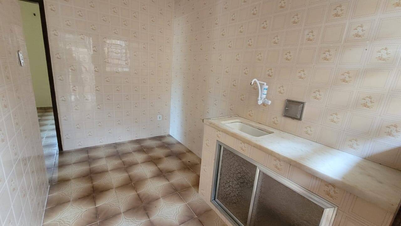 Casa à venda com 2 quartos, 70m² - Foto 21