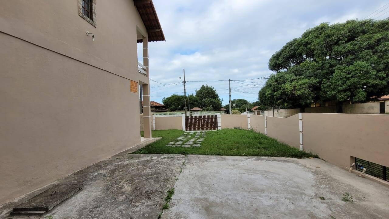 Casa à venda com 2 quartos, 70m² - Foto 25