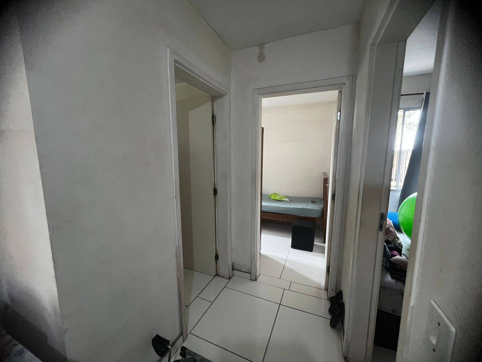 Apartamento à venda com 2 quartos, 46m² - Foto 4