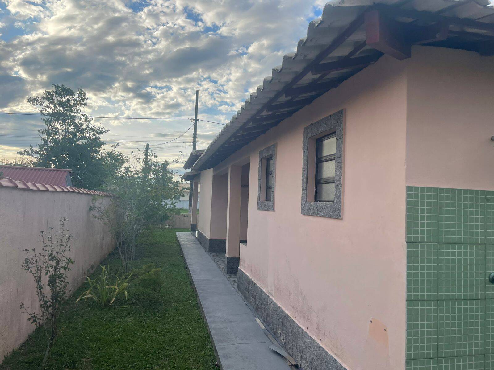 Casa à venda com 4 quartos, 249m² - Foto 3