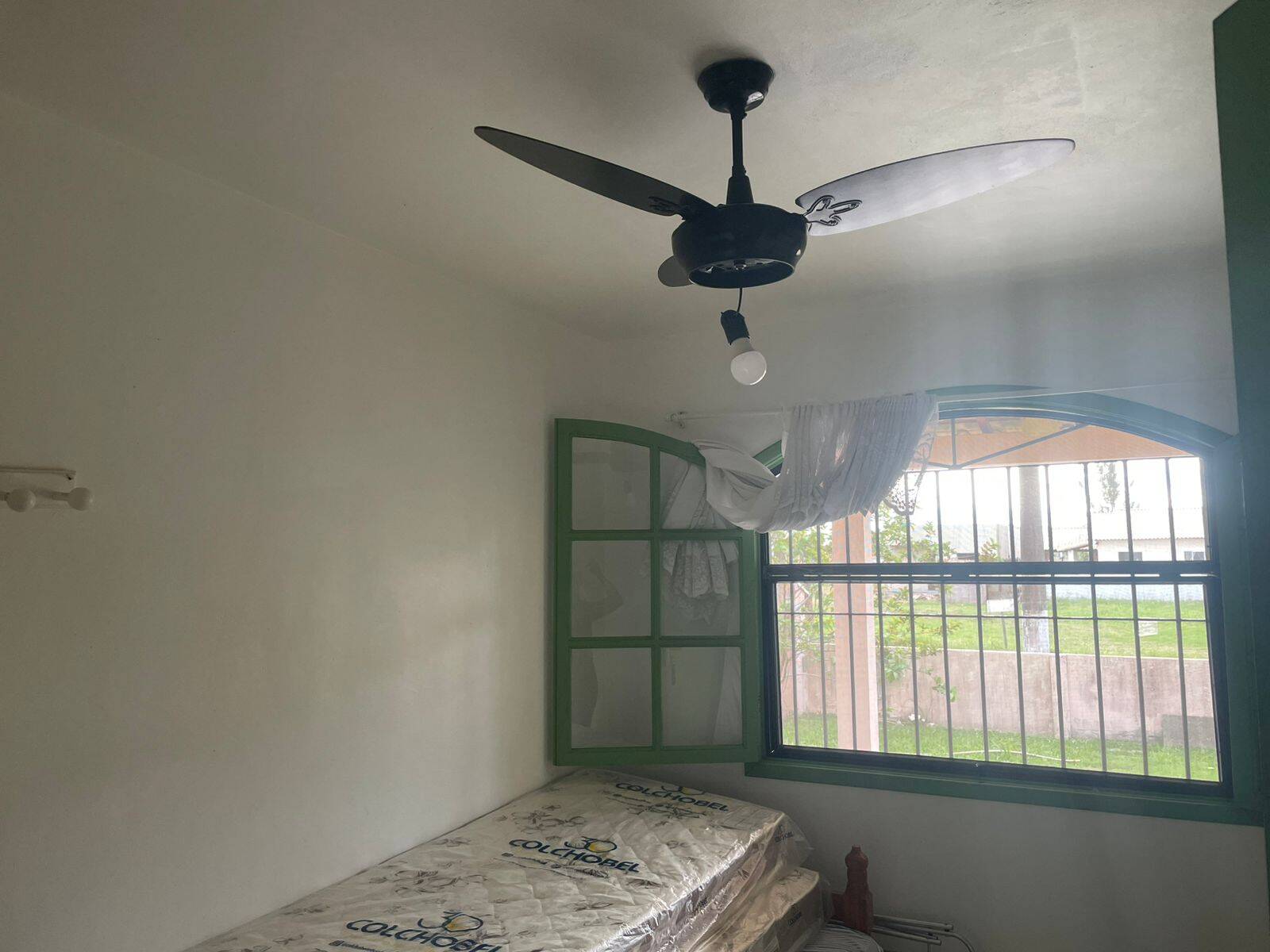 Casa à venda com 4 quartos, 249m² - Foto 18