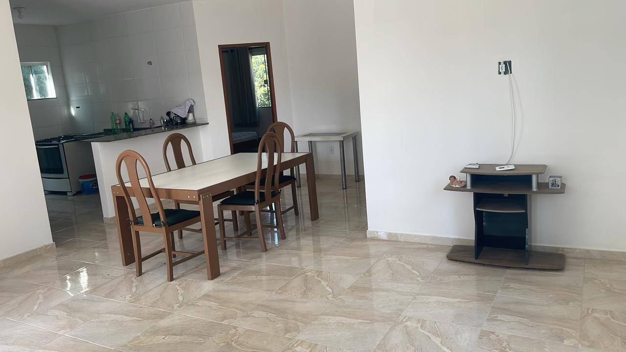 Casa à venda e aluguel com 3 quartos, 95m² - Foto 2