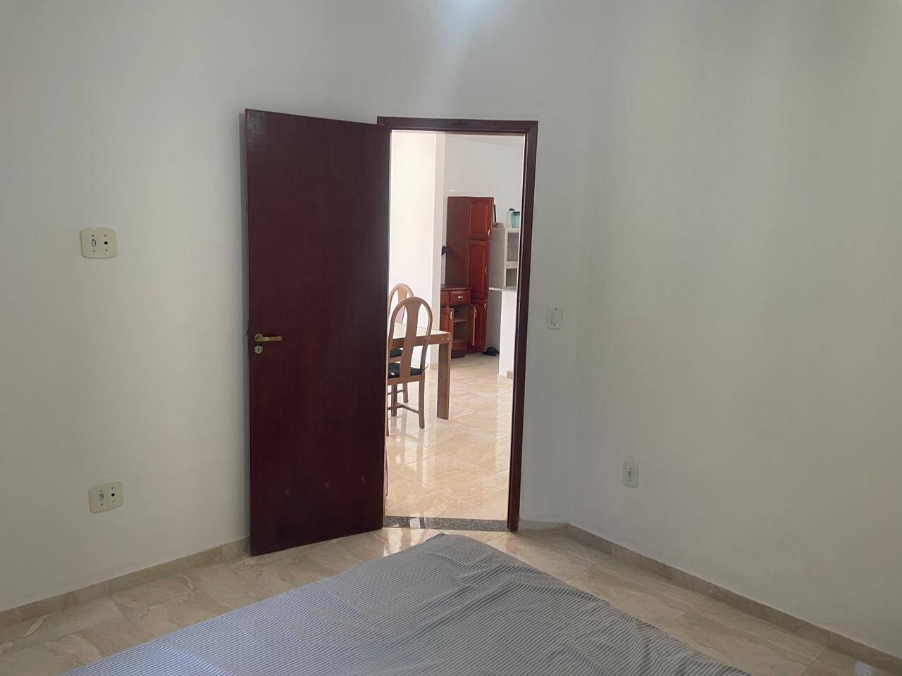 Casa à venda e aluguel com 3 quartos, 95m² - Foto 10