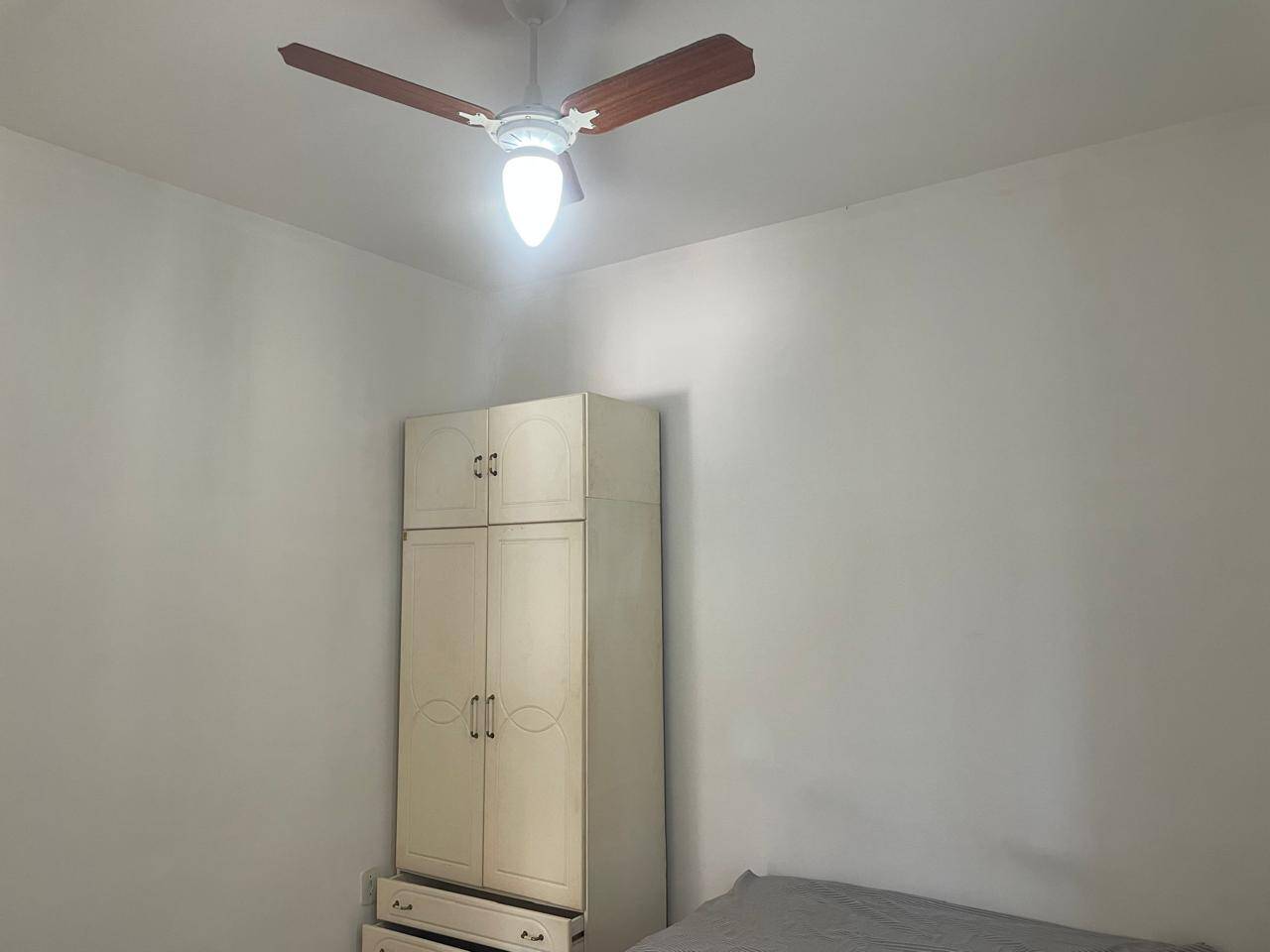 Casa à venda e aluguel com 3 quartos, 95m² - Foto 9