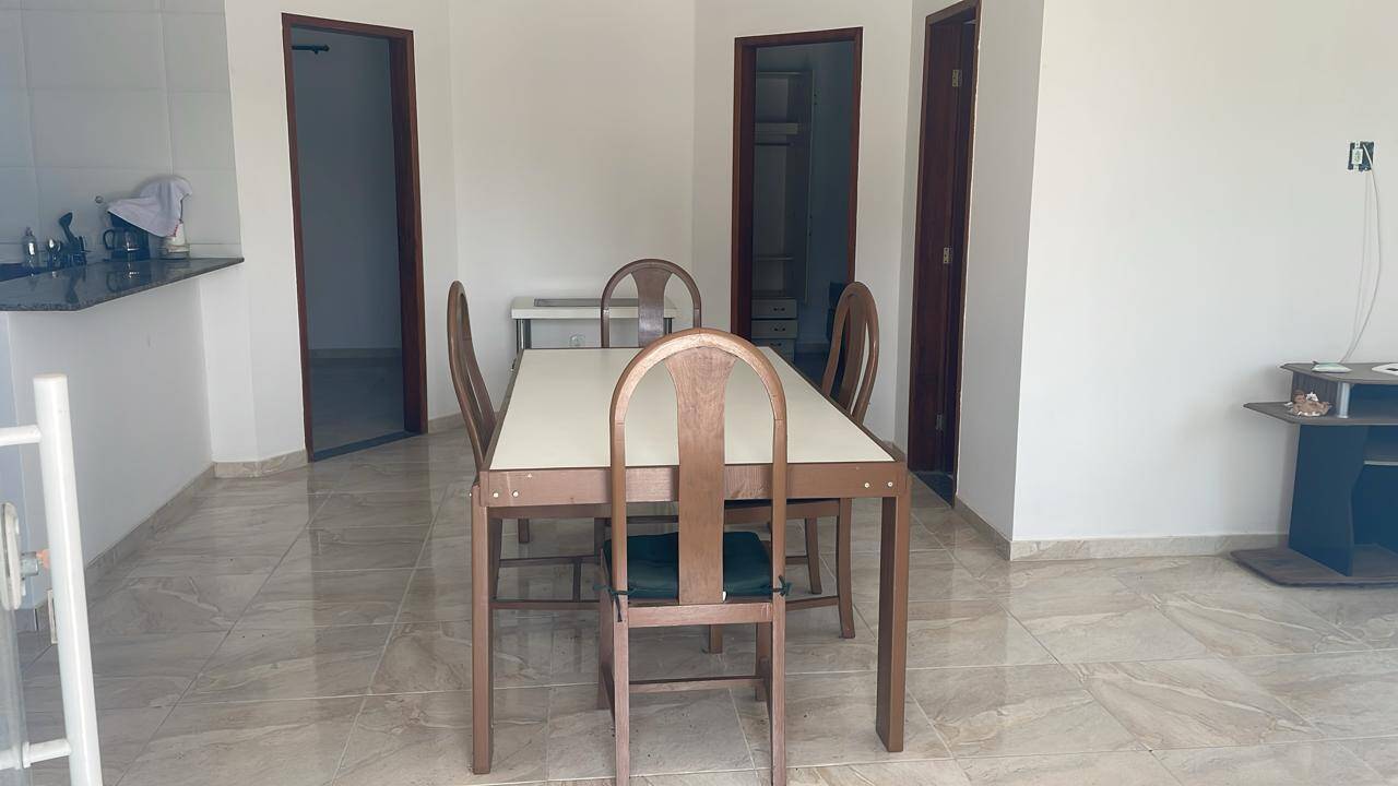 Casa à venda e aluguel com 3 quartos, 95m² - Foto 3