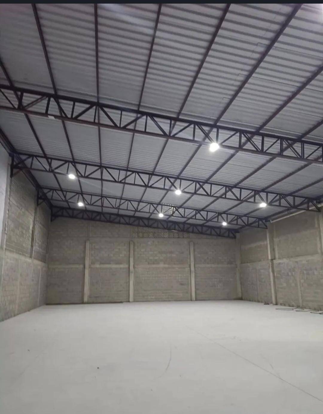 Depósito-Galpão, 370 m² - Foto 1