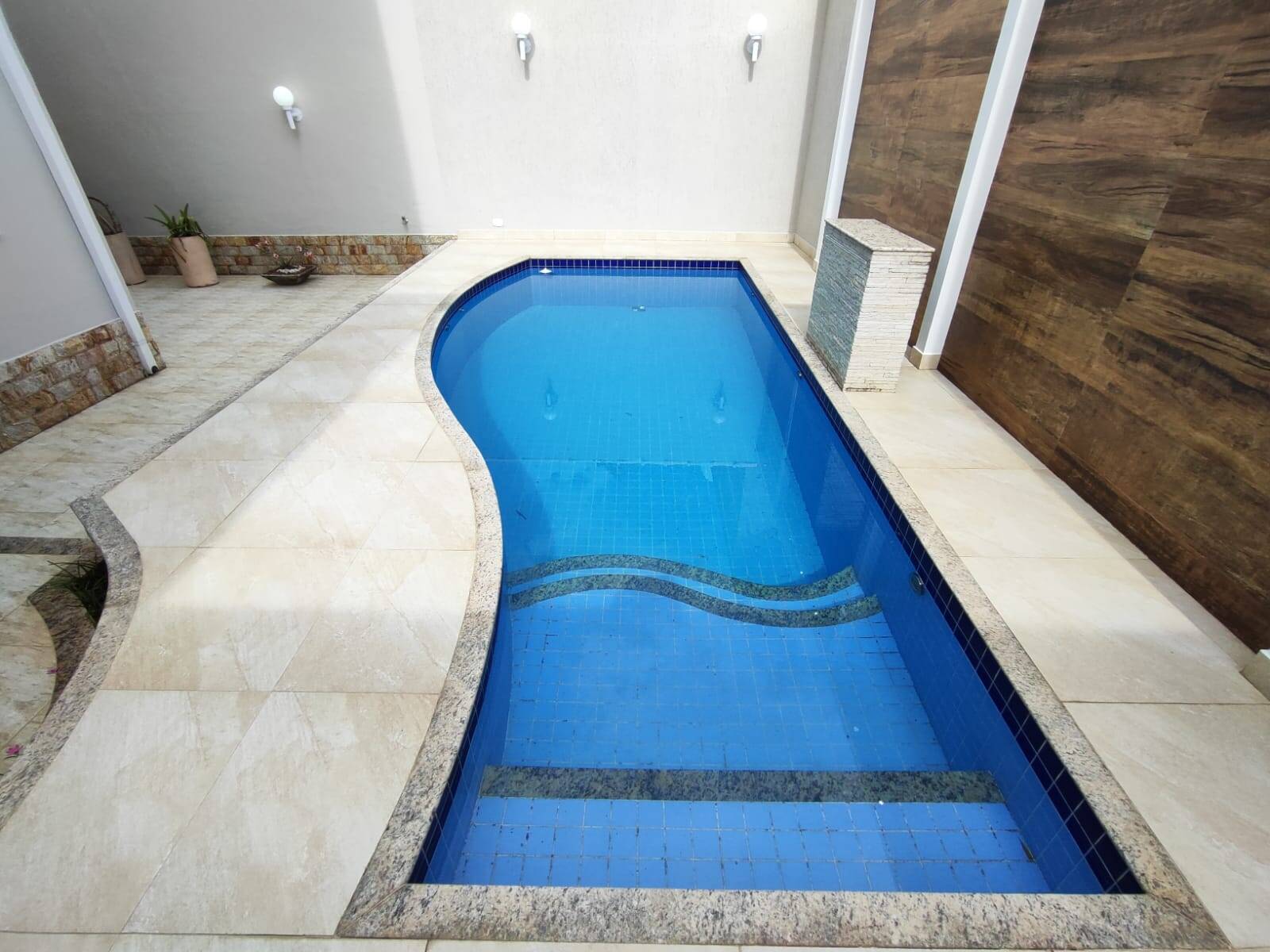 Casa à venda com 2 quartos, 160m² - Foto 6