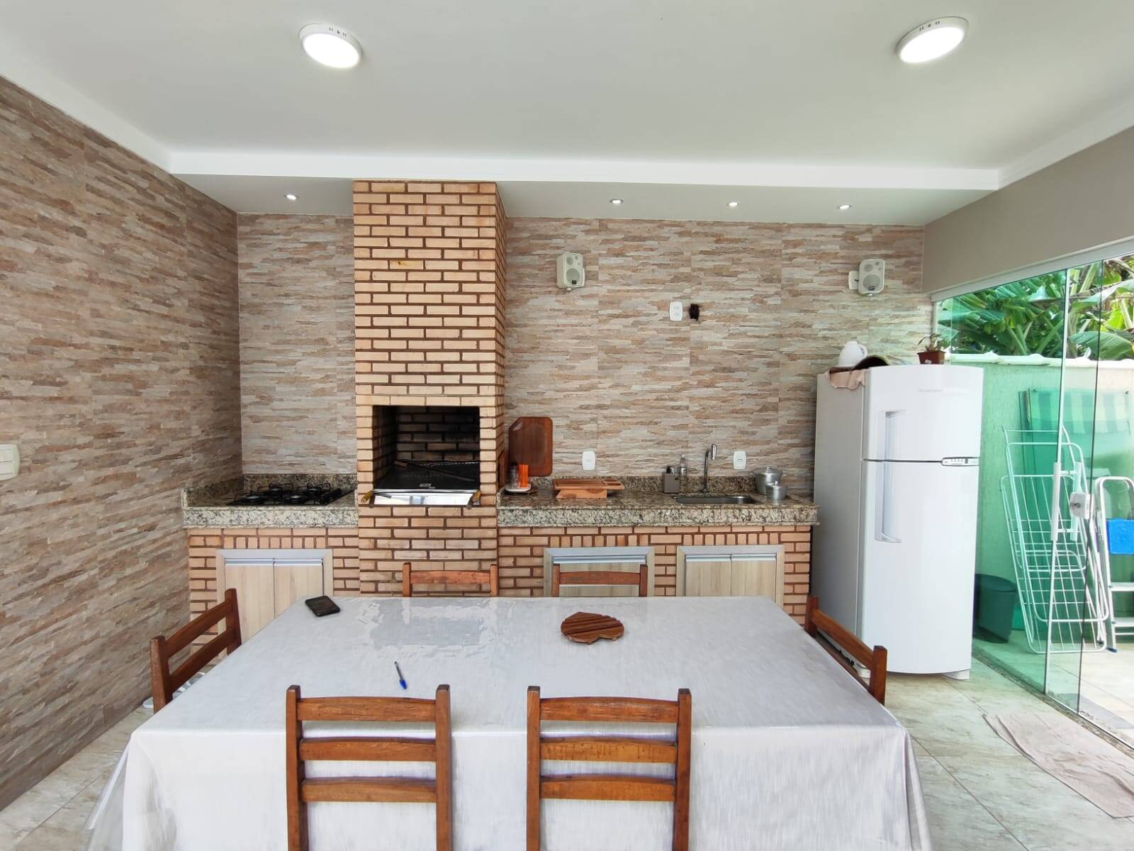 Casa à venda com 2 quartos, 160m² - Foto 8