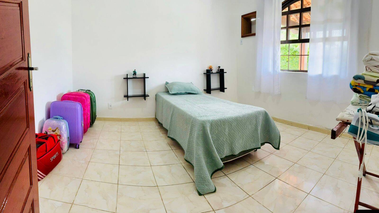 Casa para alugar com 5 quartos, 400m² - Foto 10