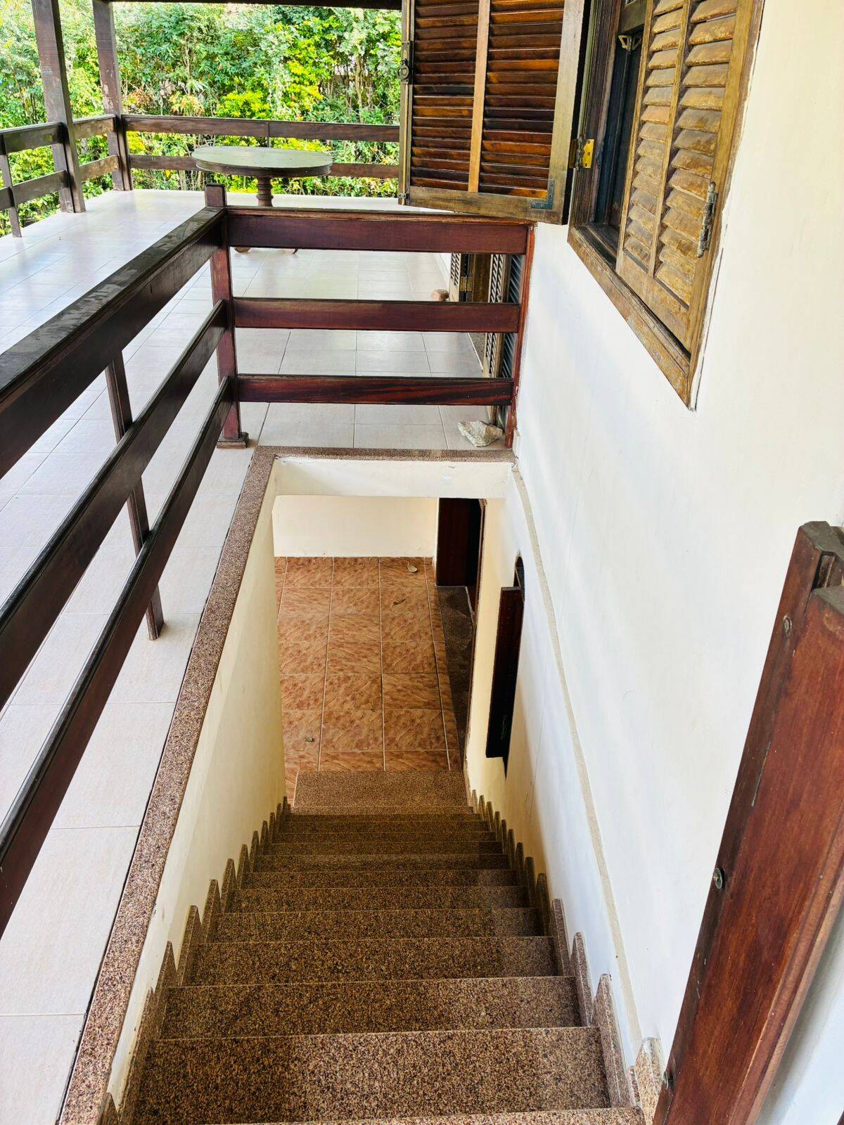 Casa para alugar com 5 quartos, 400m² - Foto 32