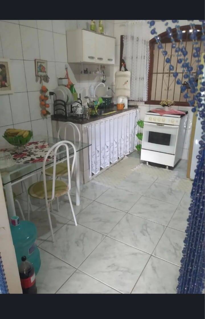 Casa à venda com 2 quartos, 130m² - Foto 9