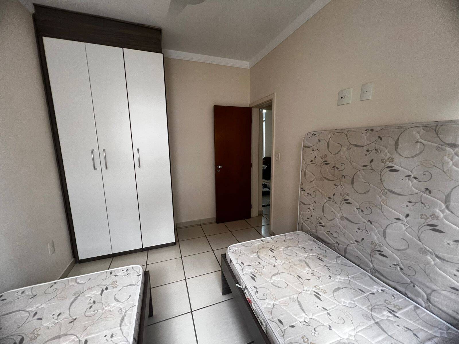 Apartamento à venda com 3 quartos, 148m² - Foto 15