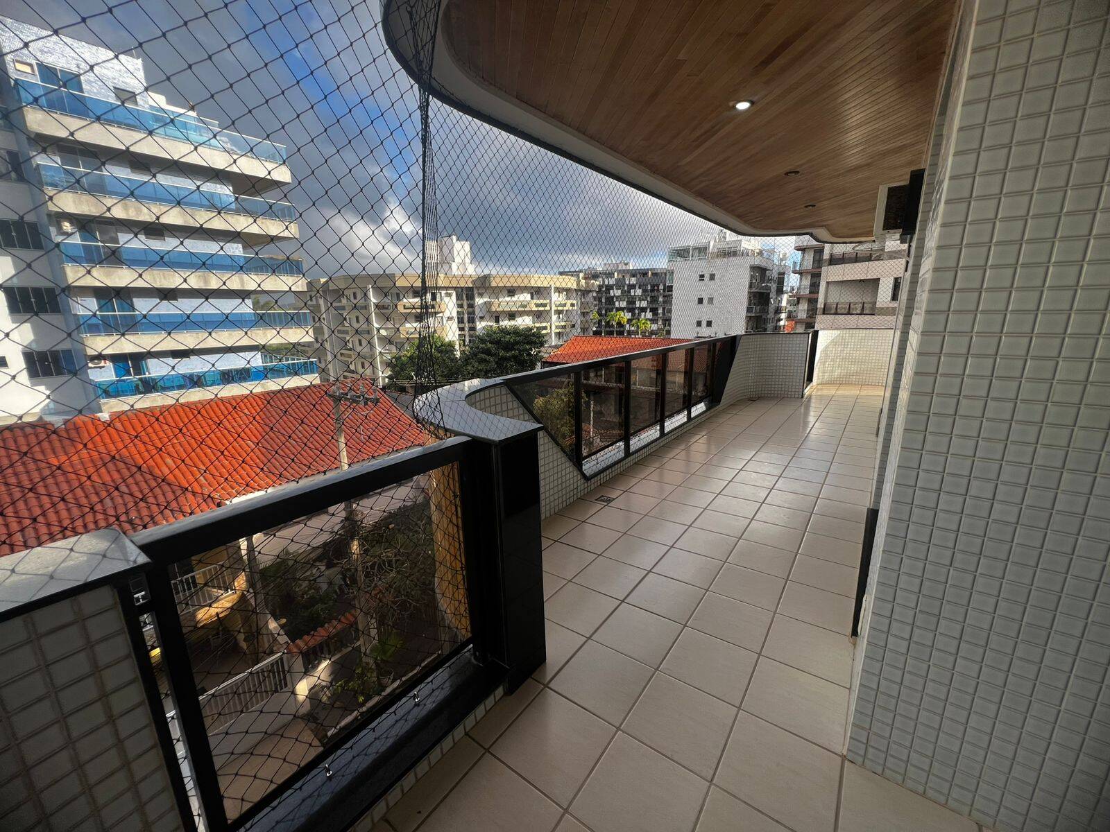 Apartamento à venda com 3 quartos, 148m² - Foto 1