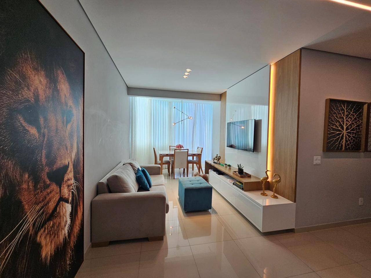 Casa à venda com 2 quartos, 1323376m² - Foto 1