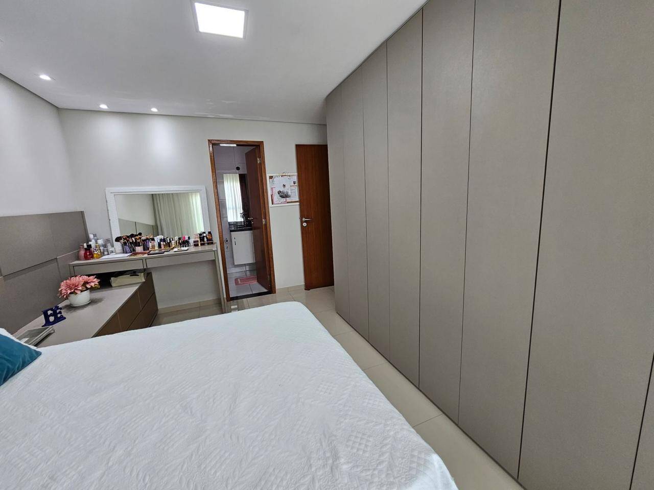 Casa à venda com 2 quartos, 1323376m² - Foto 11