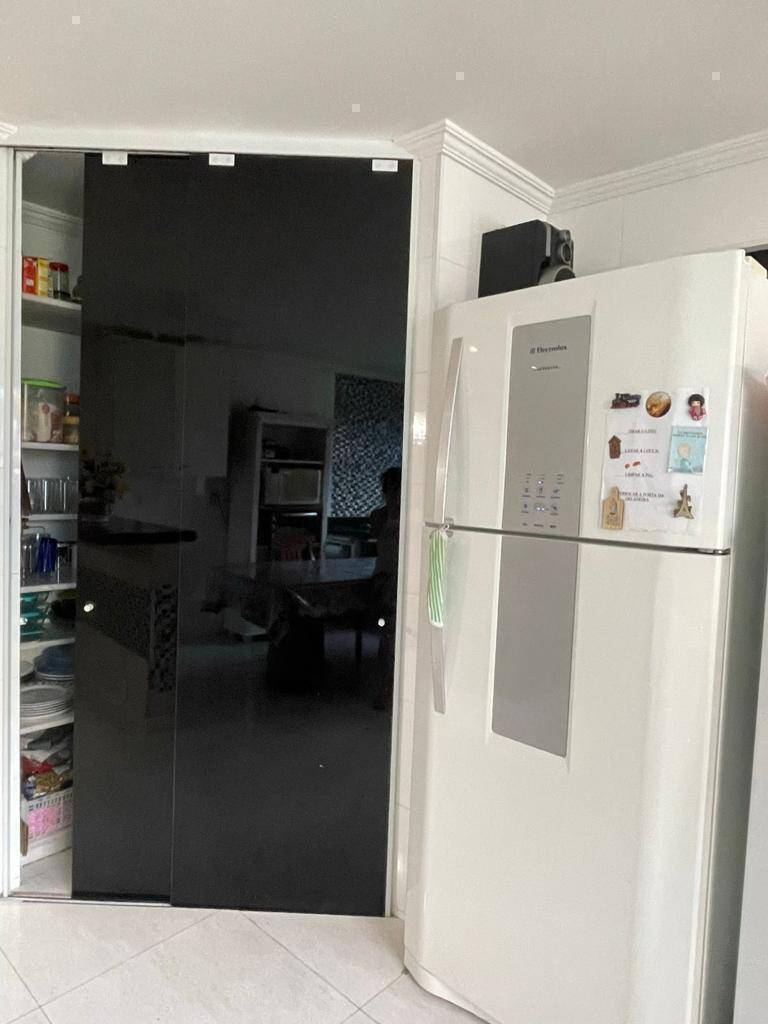 Casa à venda com 5 quartos, 299m² - Foto 6