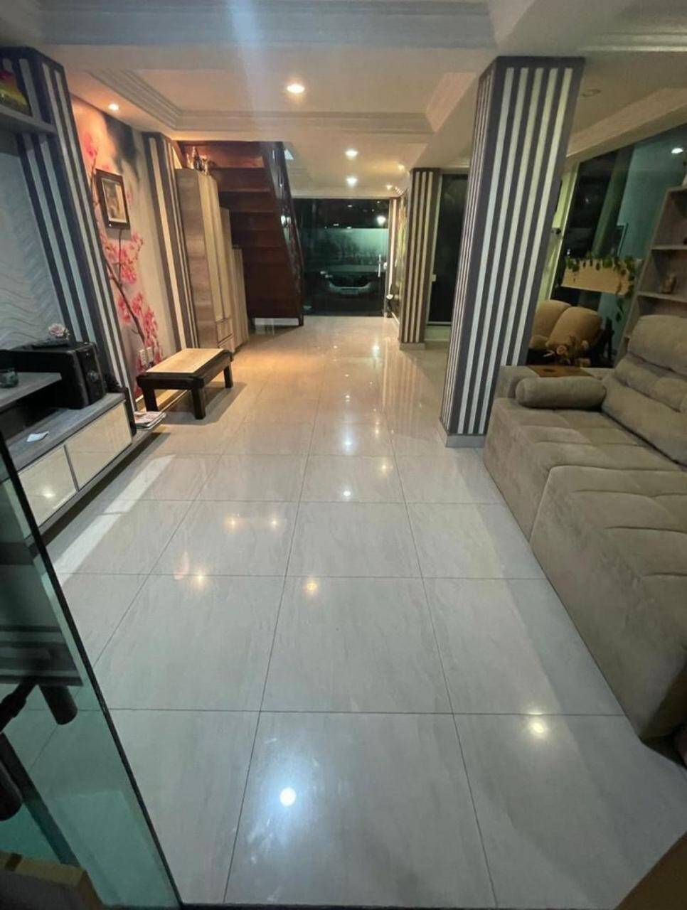 Casa à venda com 5 quartos, 299m² - Foto 11
