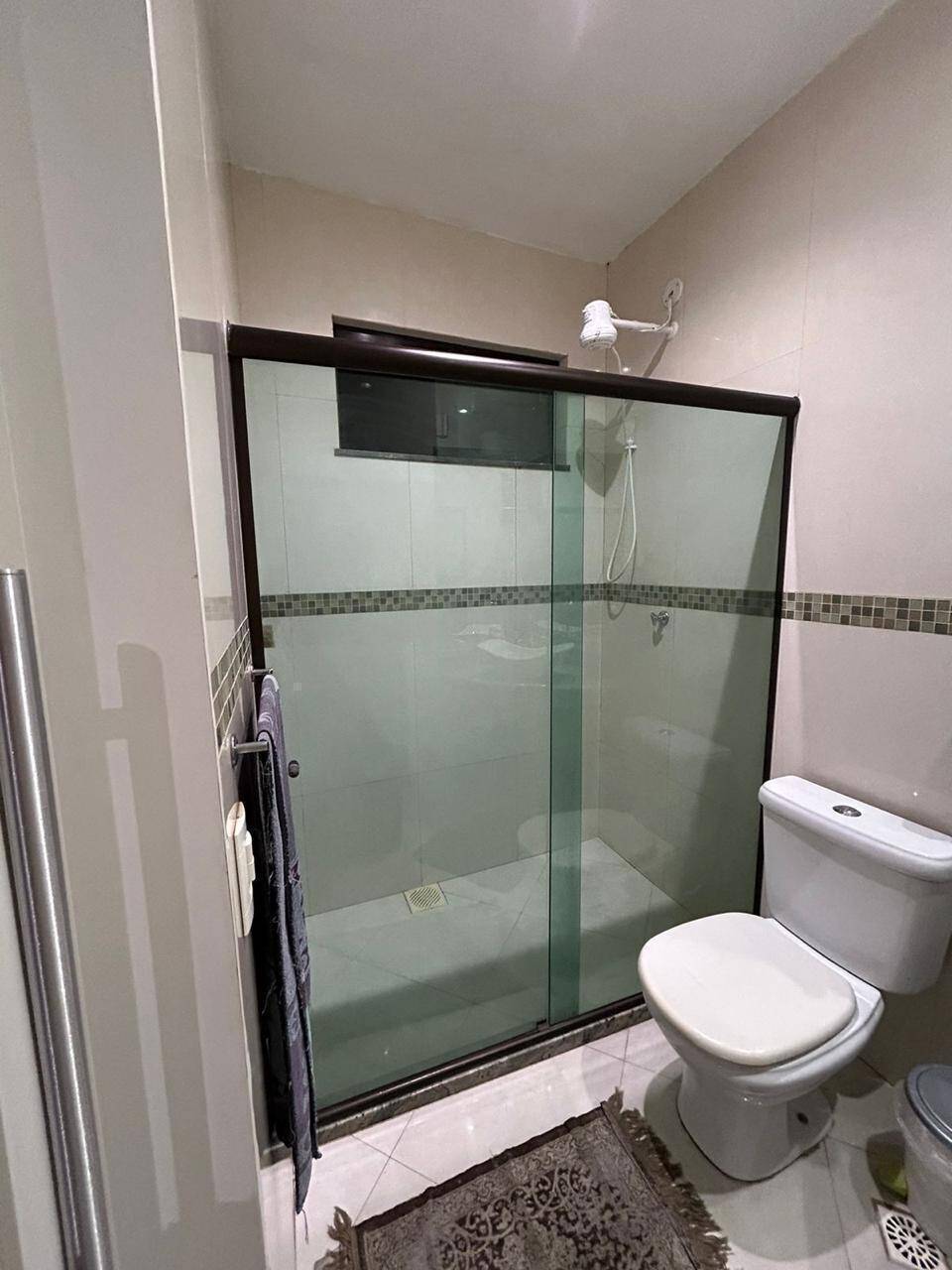 Casa à venda com 5 quartos, 299m² - Foto 28