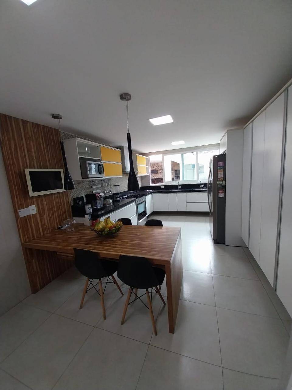 Casa à venda com 4 quartos, 341m² - Foto 10