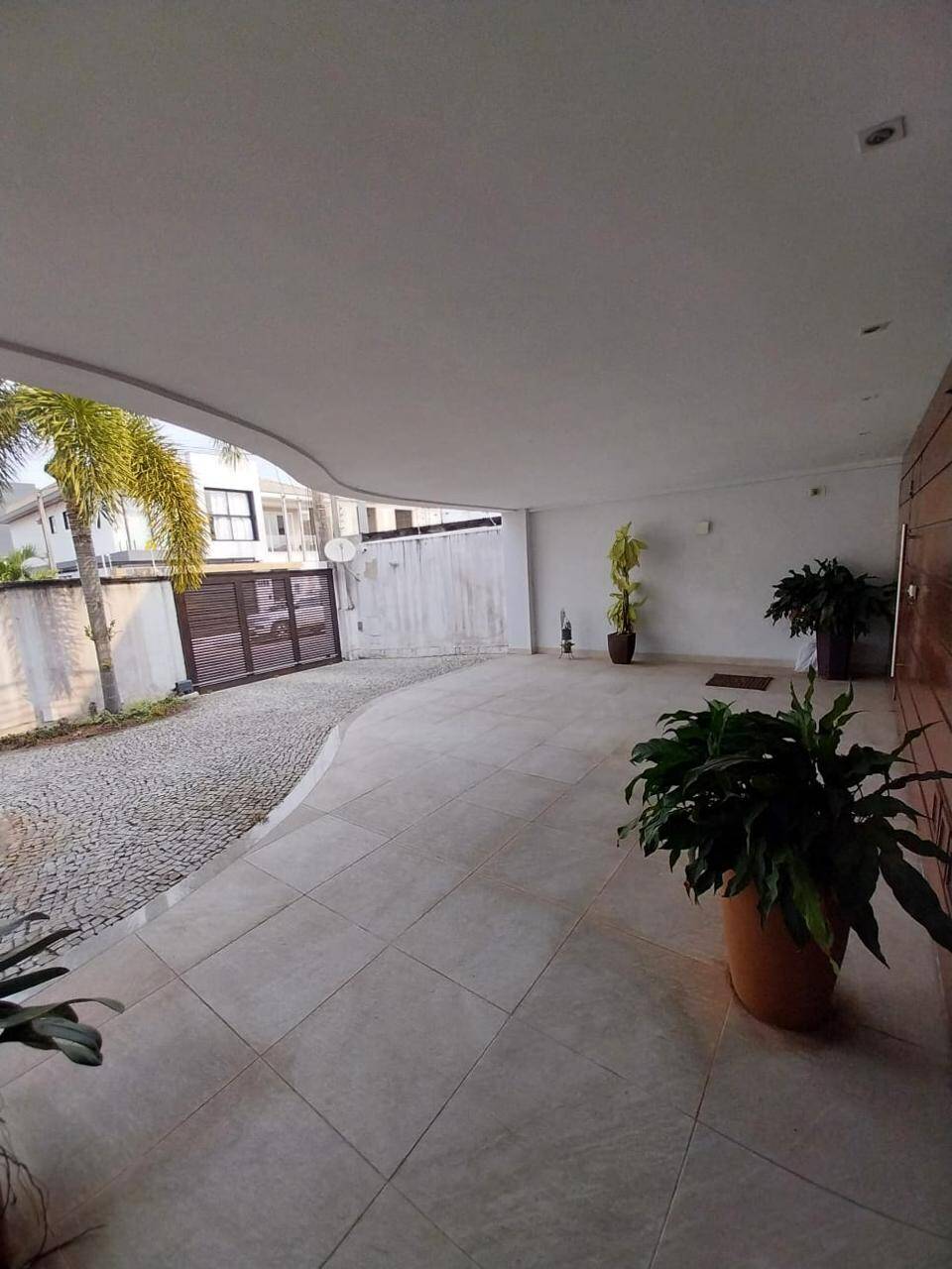 Casa à venda com 4 quartos, 341m² - Foto 37