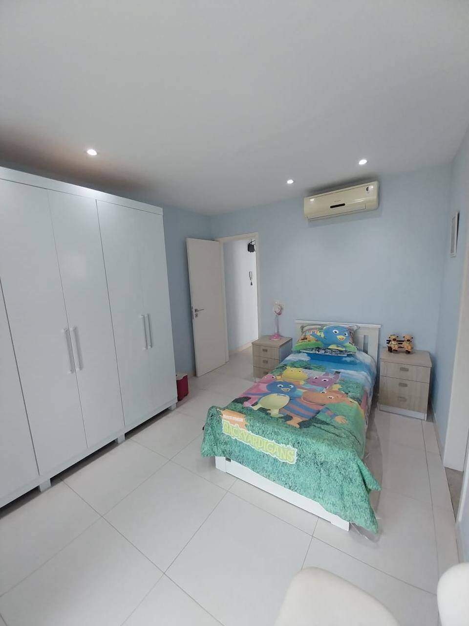 Casa à venda com 4 quartos, 341m² - Foto 29