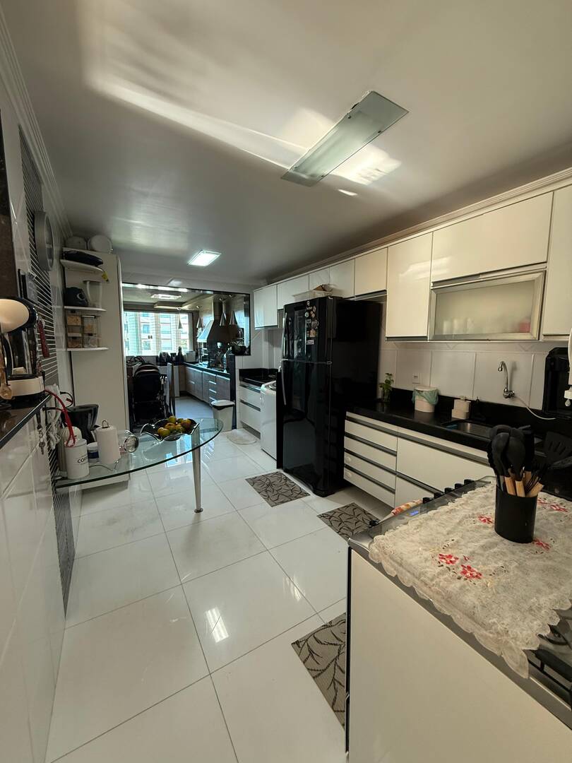 Casa para alugar com 2 quartos, 120m² - Foto 7